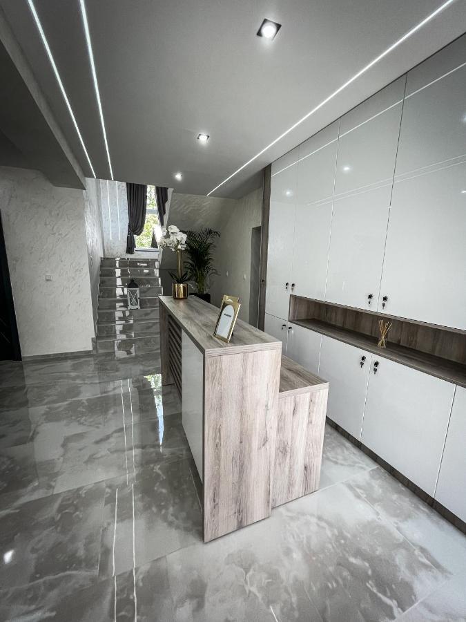 Apartmani Mila Laktaši Zewnętrze zdjęcie