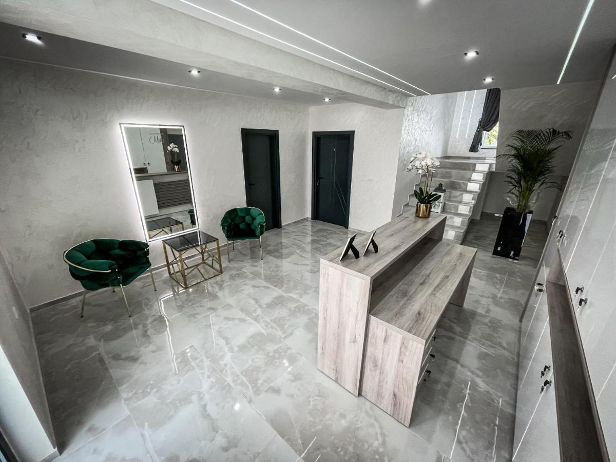 Apartmani Mila Laktaši Zewnętrze zdjęcie