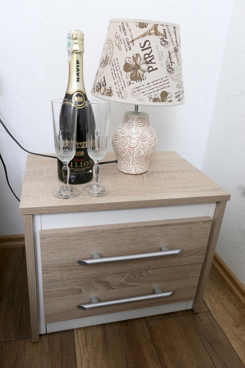 Apartmani Mila Laktaši Zewnętrze zdjęcie